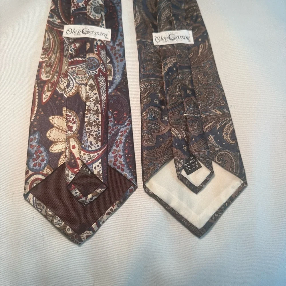 Vintage Oleg Cassini Paisley Tie Set in Red and Brown